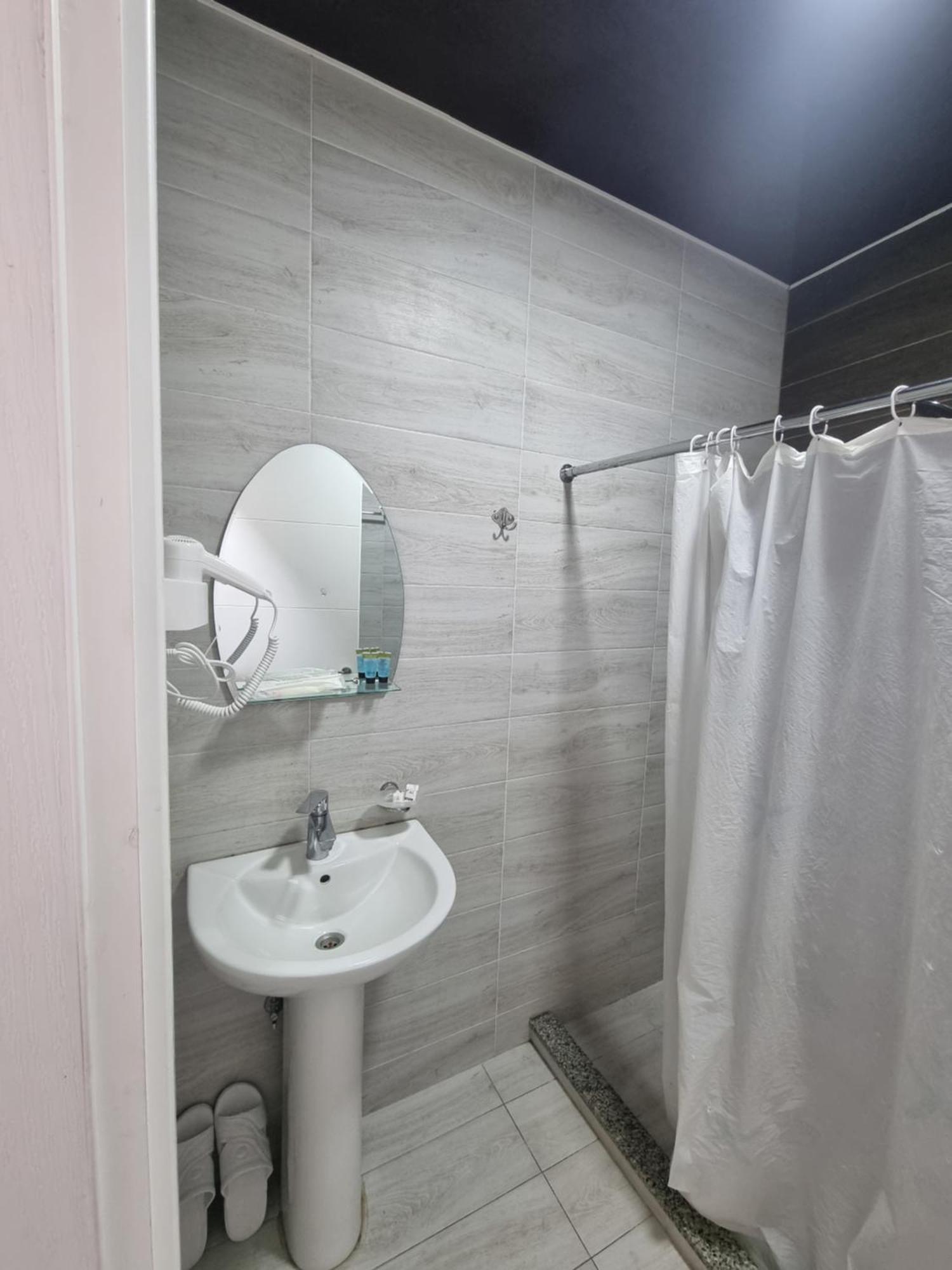 Mahali Hotel Batumi Kültér fotó