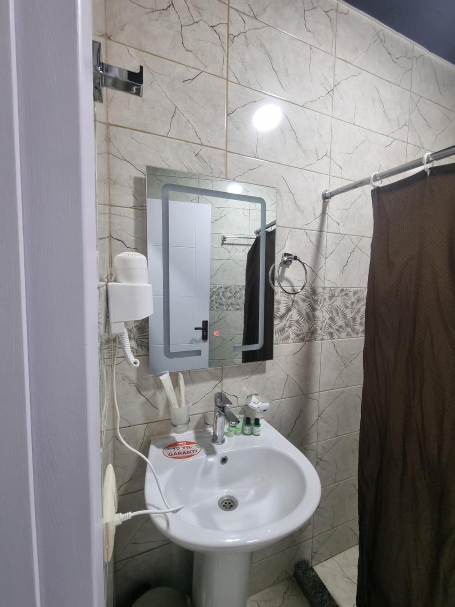 Mahali Hotel Batumi Kültér fotó