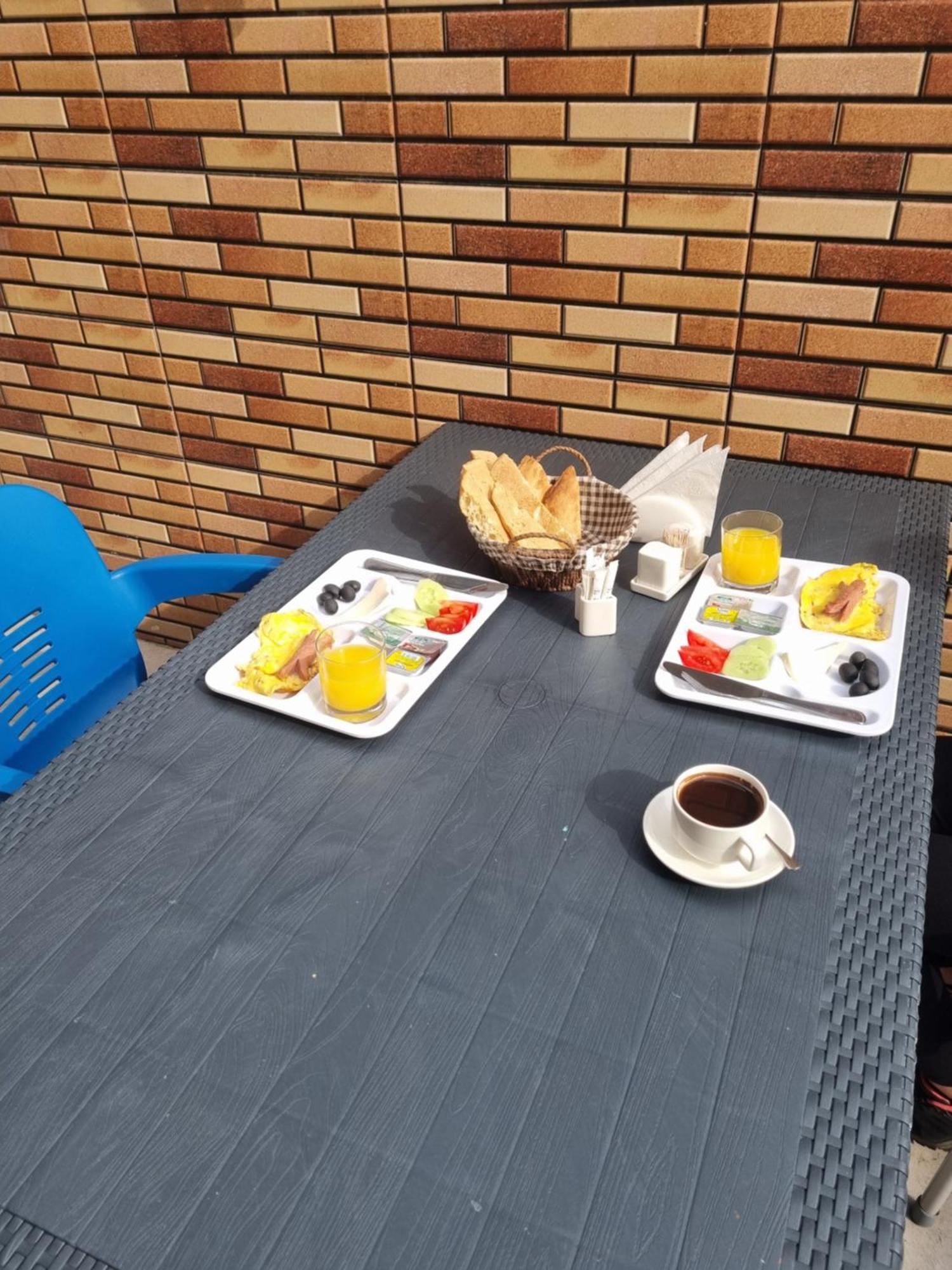 Mahali Hotel Batumi Kültér fotó