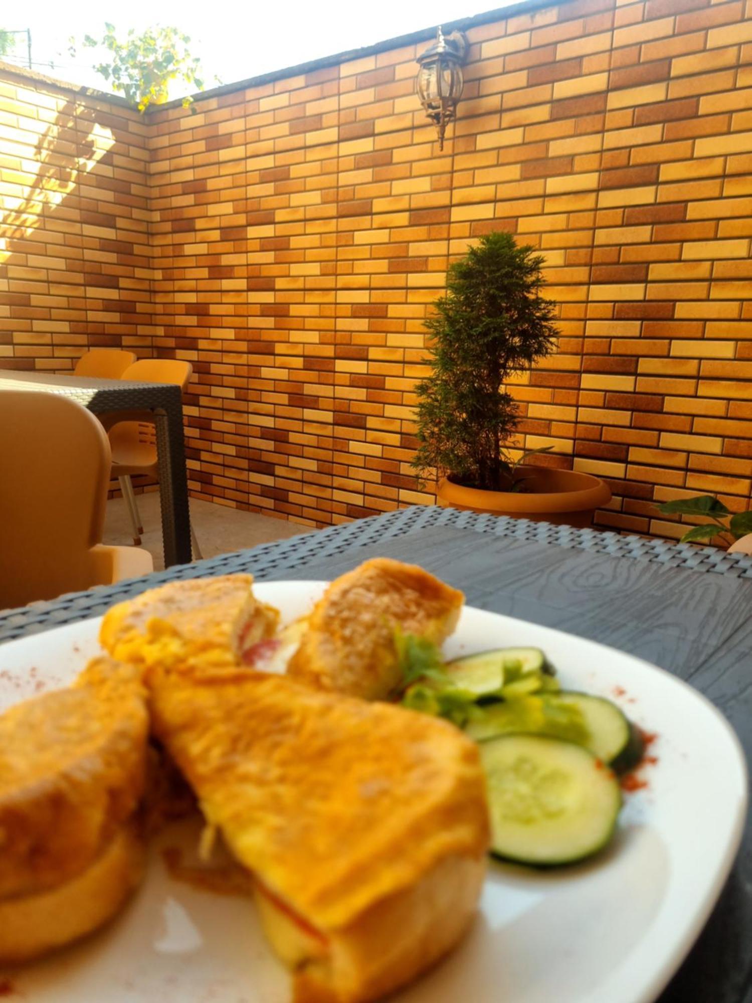 Mahali Hotel Batumi Kültér fotó