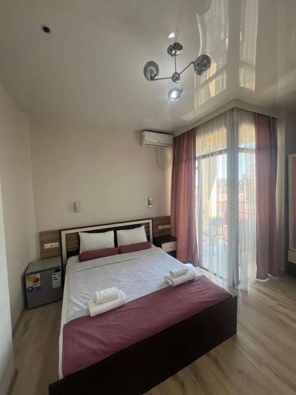Mahali Hotel Batumi Kültér fotó