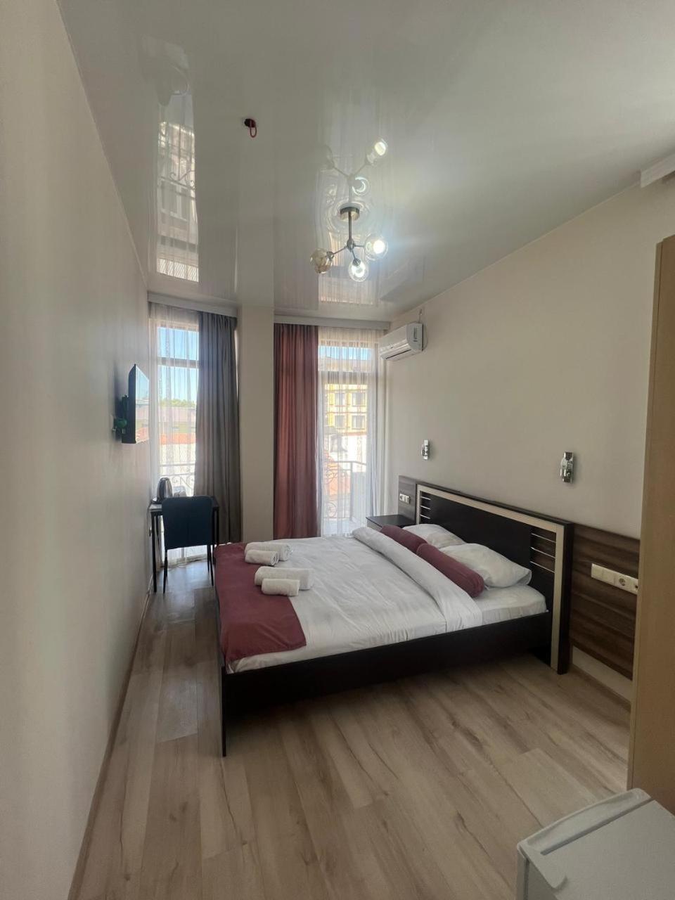 Mahali Hotel Batumi Kültér fotó